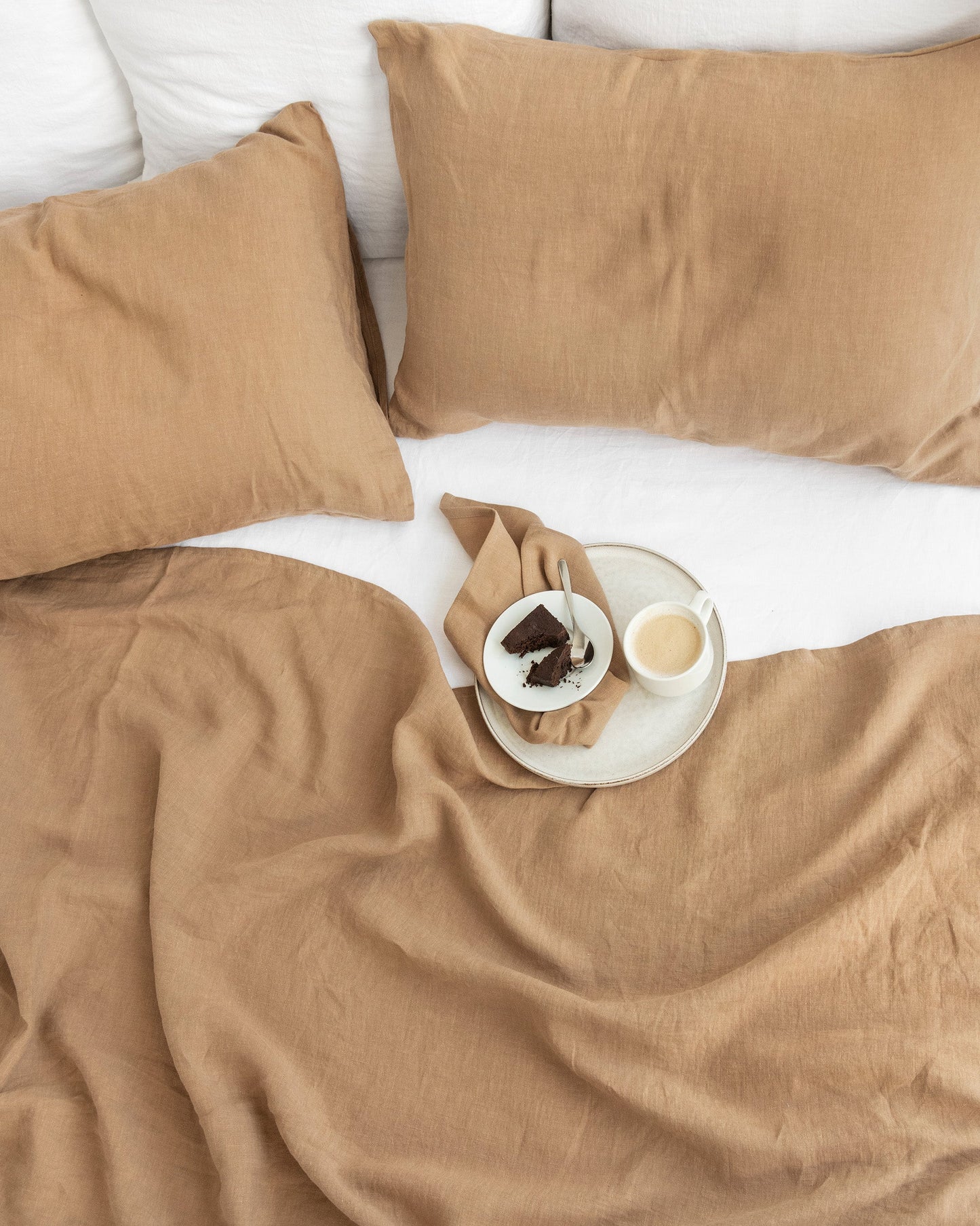 https://cdn.shopify.com/s/files/1/0640/8454/1699/files/latte-pillowcase-latte-flat-sheet-1_51bf0b51-e6d4-407c-bcfc-c1c928fee279.jpg?v=1758002992