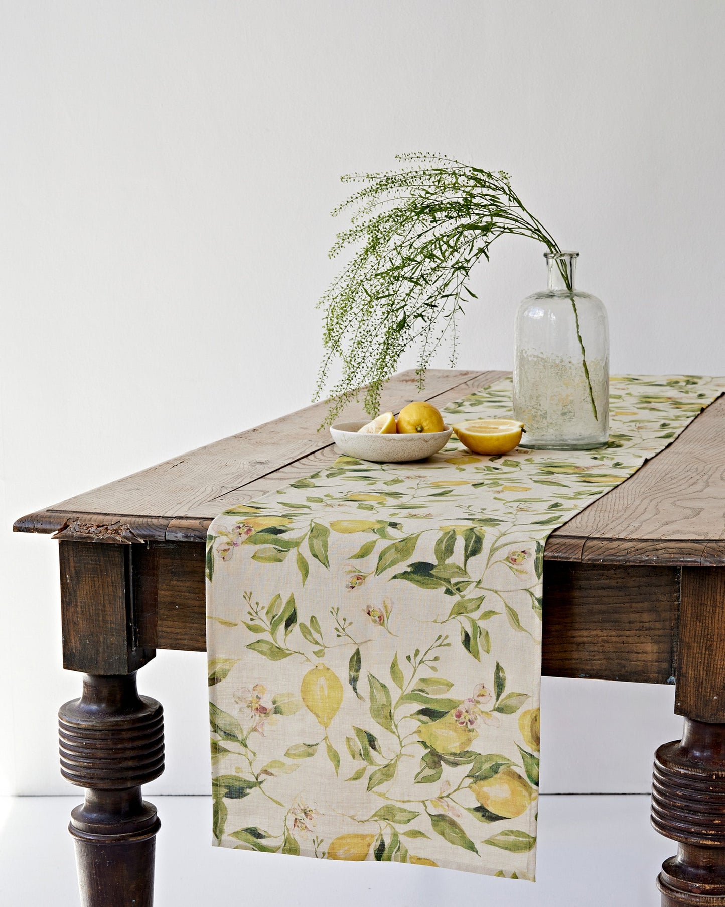 https://cdn.shopify.com/s/files/1/0640/8454/1699/files/linen-table-runner-in-citrus-garden-print-on-natural-5.jpg?v=1749545403