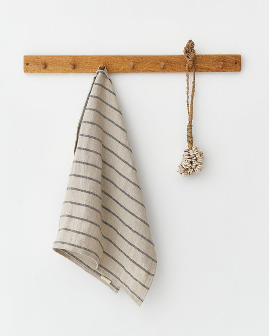 https://cdn.shopify.com/s/files/1/0640/8454/1699/files/linen-tea-towel-in-subtle-lines-1.jpg?v=1758028461