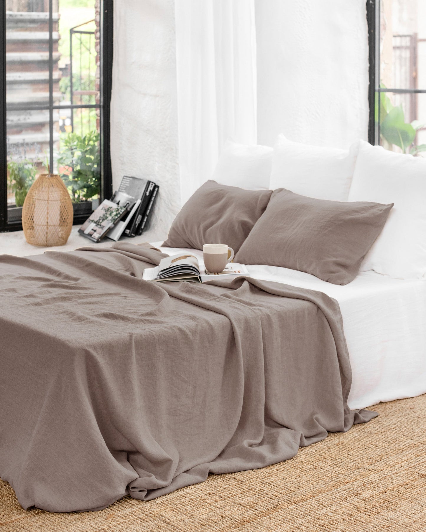 https://cdn.shopify.com/s/files/1/0640/8454/1699/files/mocha-linen-flat-sheet-2.jpg?v=1758003139