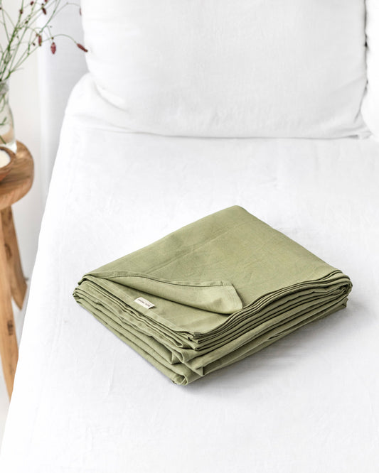 https://cdn.shopify.com/s/files/1/0640/8454/1699/files/sage-linen-flat-sheet.jpg?v=1710938255